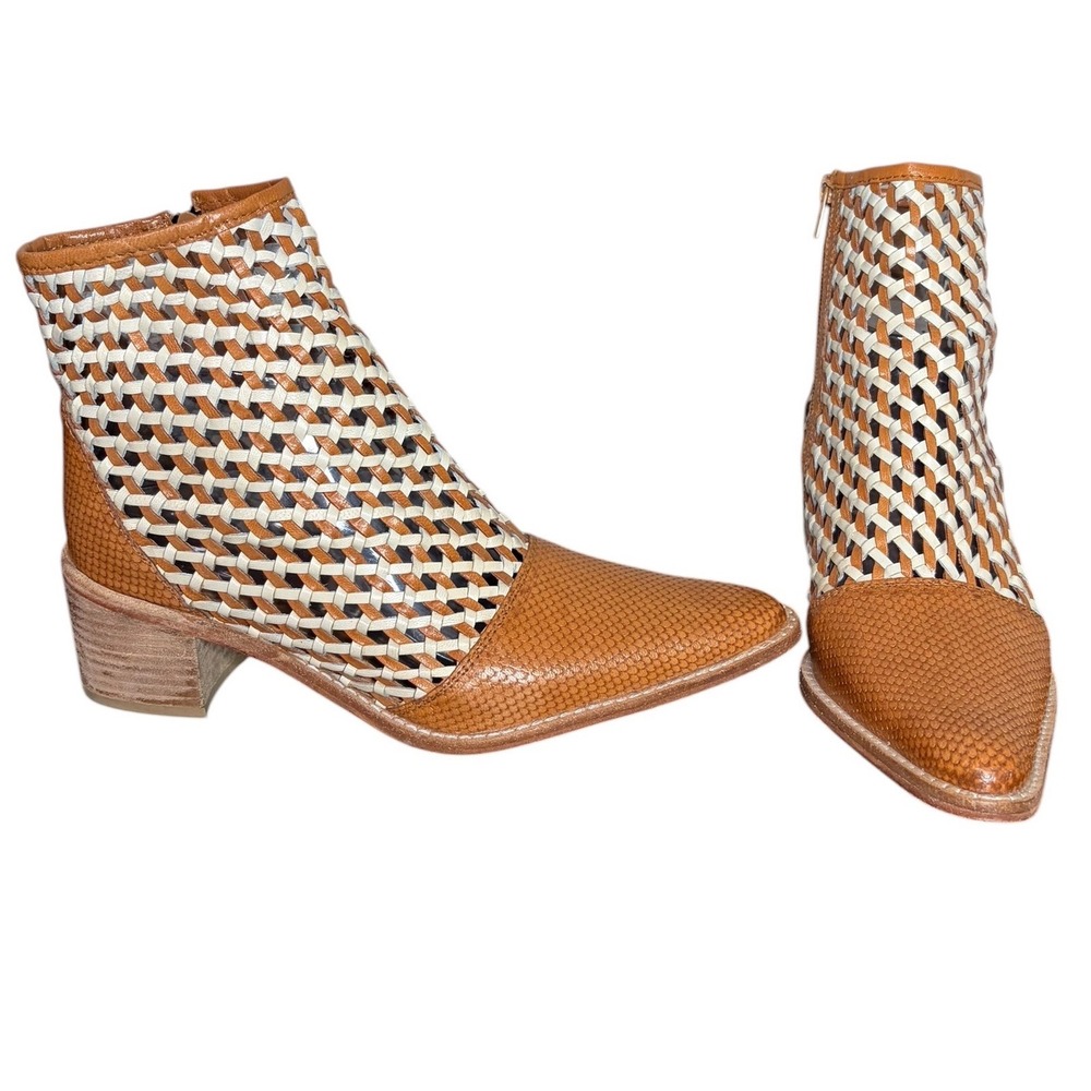 Roolee Tan Woven Ankle Boots Pointed Toe Snakeskin Detail Women's‎ Size 8M